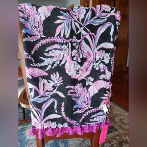 Lilly Pulitzer Onyx "Wild Within" Resort Scarf   NWT